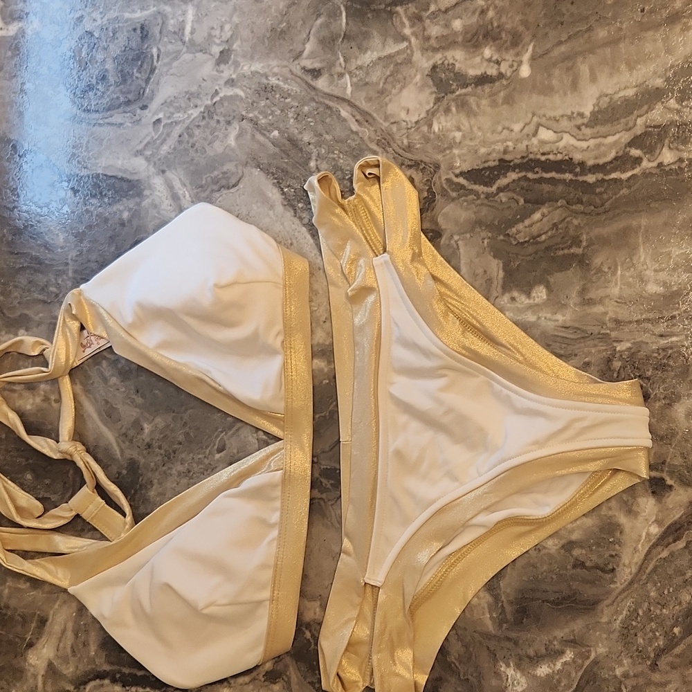 White gold bikini